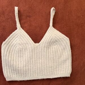 Chic Ribbed Knit Camisole in Light Gray